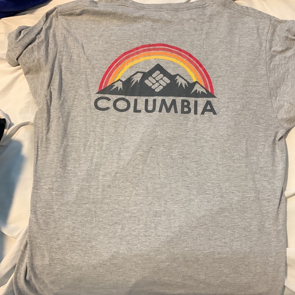Men’s Large Gray Columbia T-Shirt - Picture 2 of 2